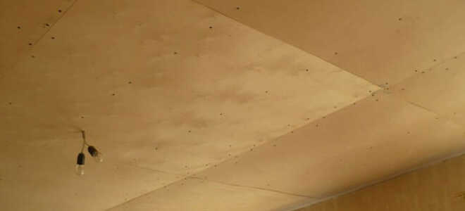 Потолок из фанеры своими руками: отделка потолка фанерой, чем отделать потолок в деревянном доме, толщина фанеры, чем покрасить, обшивка, резной потолок на даче, подшивка, как подшить, как сделать монтаж