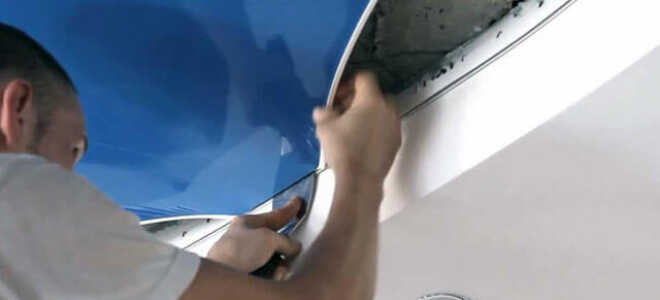 Как снять натяжной потолок своими руками: как самостоятельно вскрыть и поставить обратно, можно ли демонтировать, как правильно и аккуратно отогнуть, как снимается полотно, как убрать угол