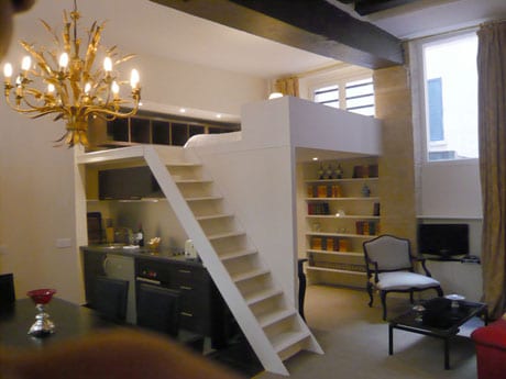 Кровать на втором этаже